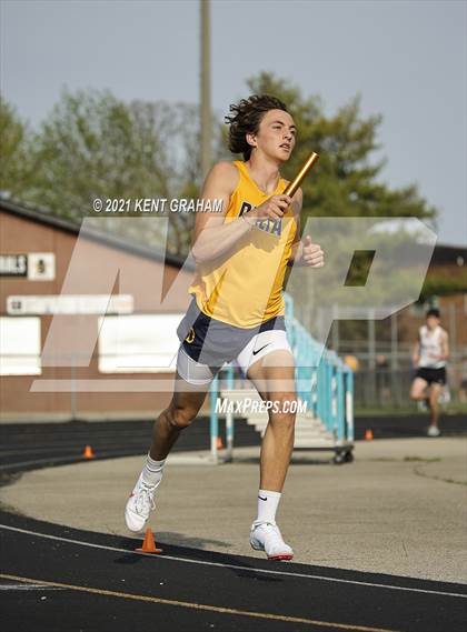 Thumbnail 1 in Noblesville Miller Invitational photogallery.