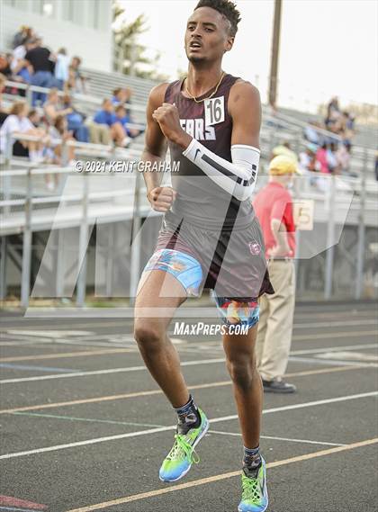Thumbnail 3 in Noblesville Miller Invitational photogallery.