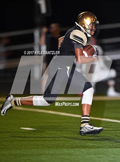 Thumbnail 2 in Whitewright vs. Bremond photogallery.