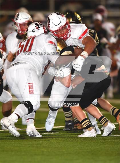 Thumbnail 3 in Whitewright vs. Bremond photogallery.