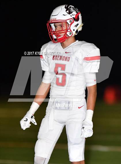 Thumbnail 2 in Whitewright vs. Bremond photogallery.