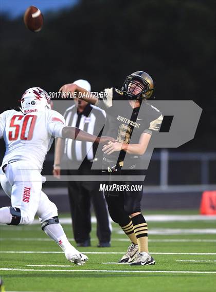 Thumbnail 2 in Whitewright vs. Bremond photogallery.