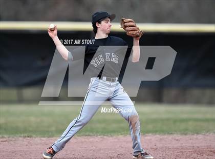 Thumbnail 2 in Mamaroneck @ Fox Lane photogallery.
