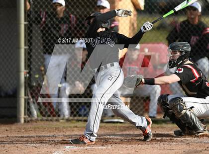 Thumbnail 3 in Mamaroneck @ Fox Lane photogallery.