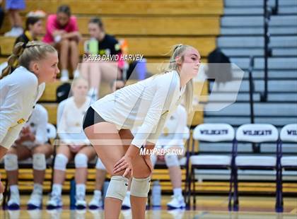 Thumbnail 3 in Green Mountain vs Arvada West photogallery.