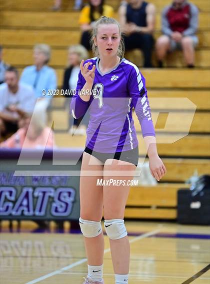 Thumbnail 2 in Green Mountain vs Arvada West photogallery.