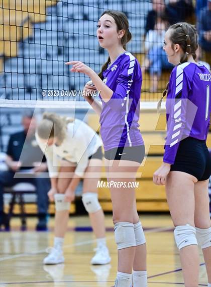 Thumbnail 2 in Green Mountain vs Arvada West photogallery.