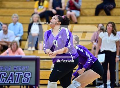 Thumbnail 3 in Green Mountain vs Arvada West photogallery.