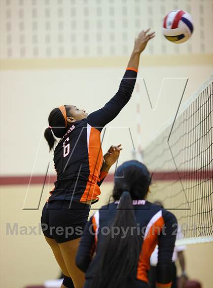 Thumbnail 1 in Haltom vs Bastrop (EMS-ISD Tournament) photogallery.