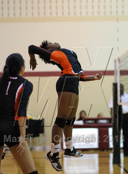 Thumbnail 3 in Haltom vs Bastrop (EMS-ISD Tournament) photogallery.