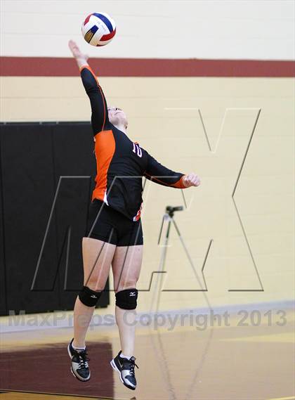Thumbnail 2 in Haltom vs Bastrop (EMS-ISD Tournament) photogallery.