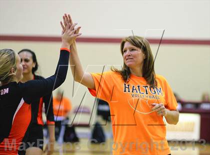 Thumbnail 3 in Haltom vs Bastrop (EMS-ISD Tournament) photogallery.