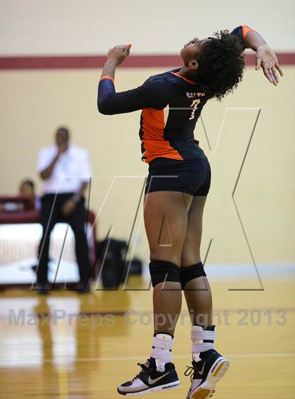 Thumbnail 2 in Haltom vs Bastrop (EMS-ISD Tournament) photogallery.