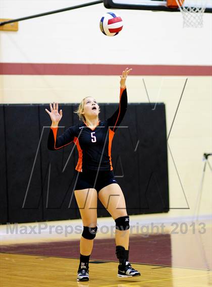 Thumbnail 1 in Haltom vs Bastrop (EMS-ISD Tournament) photogallery.