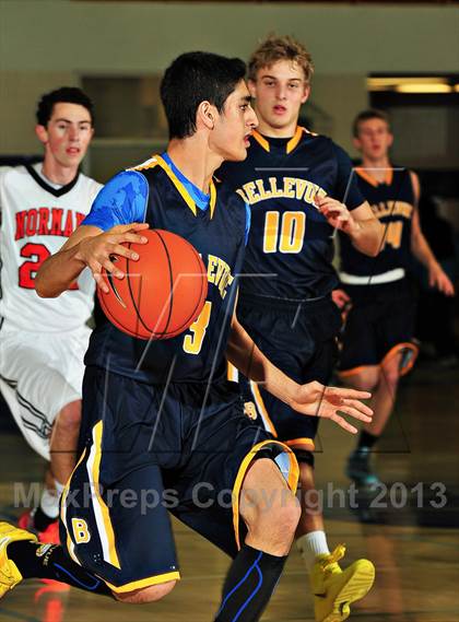Thumbnail 3 in Bellevue vs. Beverly Hills (MaxPreps Holiday Classic) photogallery.