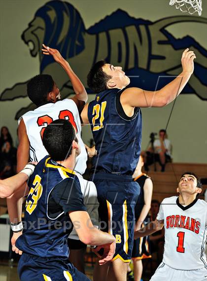 Thumbnail 1 in Bellevue vs. Beverly Hills (MaxPreps Holiday Classic) photogallery.