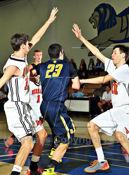 Thumbnail 2 in Bellevue vs. Beverly Hills (MaxPreps Holiday Classic) photogallery.