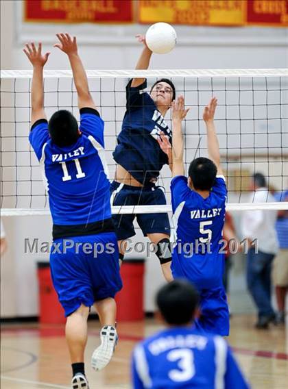 Thumbnail 1 in Vista del Lago vs. Valley (CIF SJS D2 Final) photogallery.