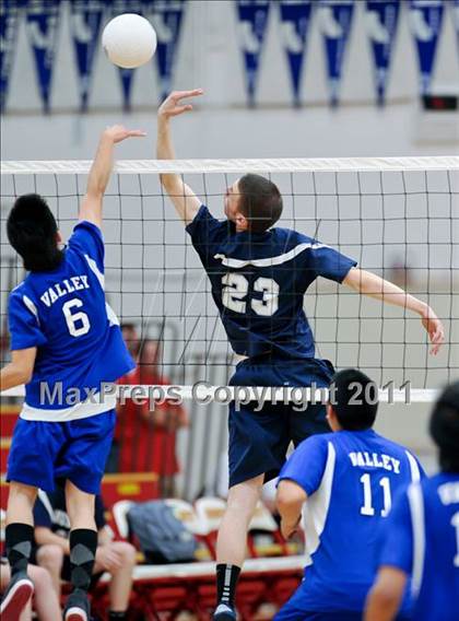 Thumbnail 3 in Vista del Lago vs. Valley (CIF SJS D2 Final) photogallery.