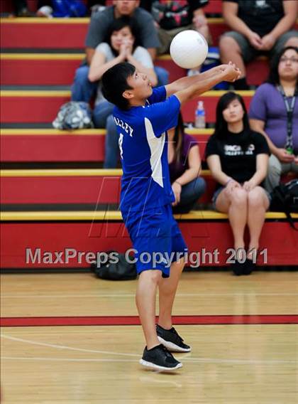 Thumbnail 3 in Vista del Lago vs. Valley (CIF SJS D2 Final) photogallery.