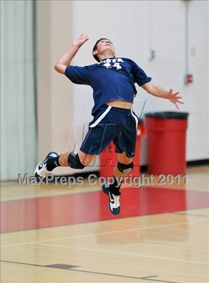 Thumbnail 2 in Vista del Lago vs. Valley (CIF SJS D2 Final) photogallery.