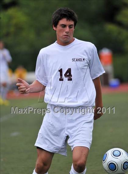 Thumbnail 2 in Seaholm vs Lutheran North (Detroit Country Day Tournament) photogallery.