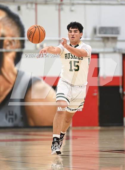 Thumbnail 2 in South Hills vs. Villa Park (Artesia Hoopsgiving Tournament) photogallery.