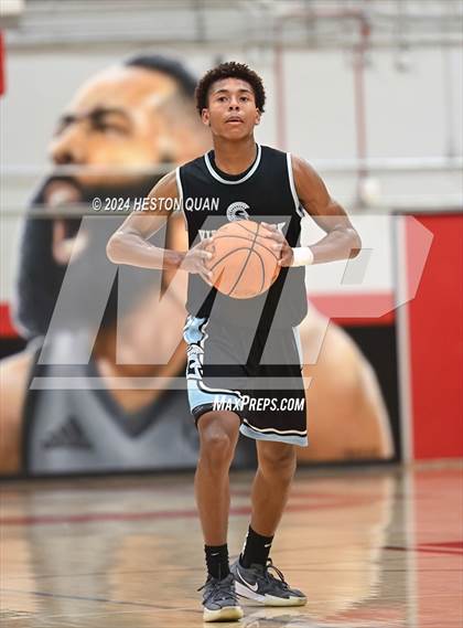 Thumbnail 1 in South Hills vs. Villa Park (Artesia Hoopsgiving Tournament) photogallery.