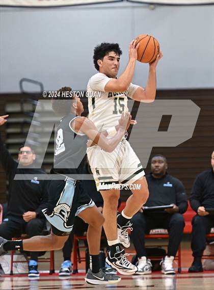 Thumbnail 2 in South Hills vs. Villa Park (Artesia Hoopsgiving Tournament) photogallery.