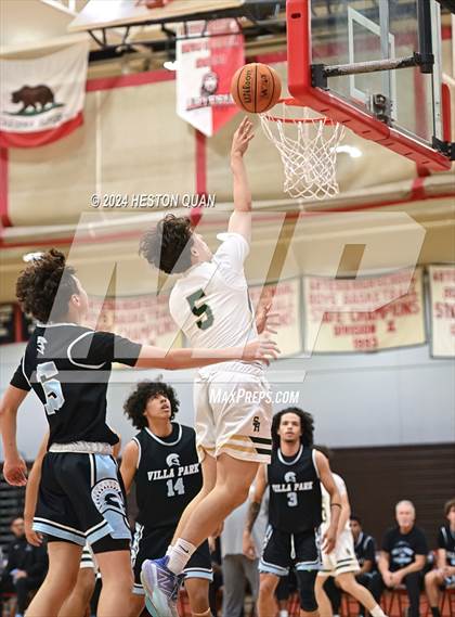 Thumbnail 2 in South Hills vs. Villa Park (Artesia Hoopsgiving Tournament) photogallery.