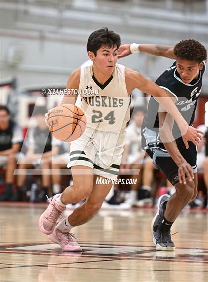 Thumbnail 1 in South Hills vs. Villa Park (Artesia Hoopsgiving Tournament) photogallery.