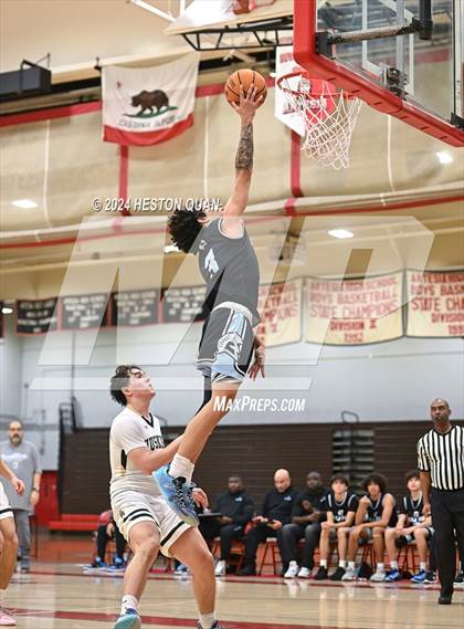 Thumbnail 3 in South Hills vs. Villa Park (Artesia Hoopsgiving Tournament) photogallery.