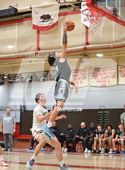Thumbnail 2 in South Hills vs. Villa Park (Artesia Hoopsgiving Tournament) photogallery.