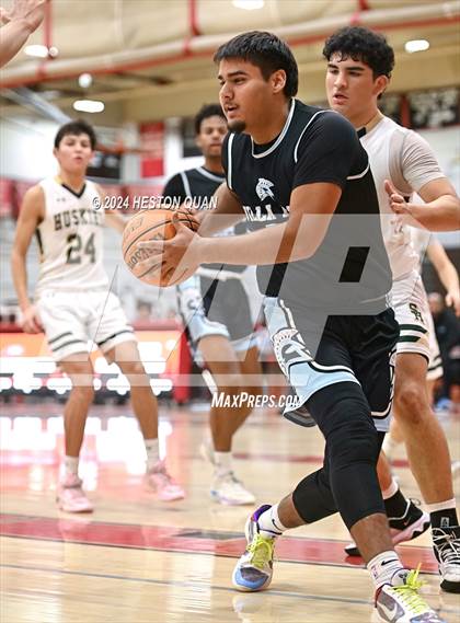 Thumbnail 2 in South Hills vs. Villa Park (Artesia Hoopsgiving Tournament) photogallery.