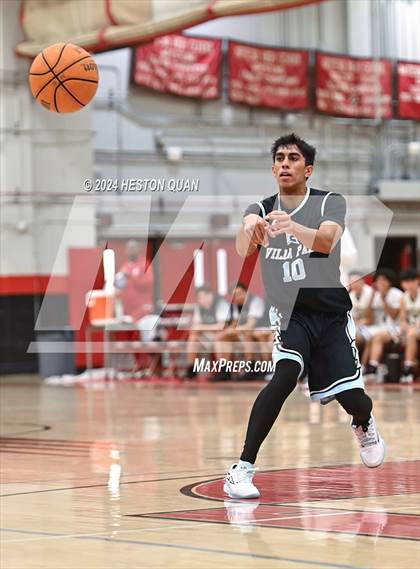 Thumbnail 1 in South Hills vs. Villa Park (Artesia Hoopsgiving Tournament) photogallery.