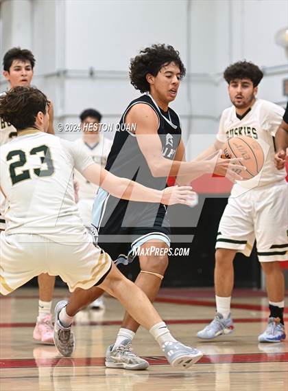 Thumbnail 1 in South Hills vs. Villa Park (Artesia Hoopsgiving Tournament) photogallery.