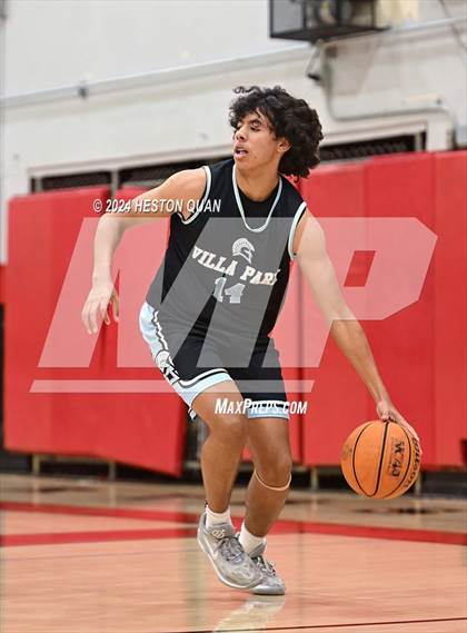 Thumbnail 2 in South Hills vs. Villa Park (Artesia Hoopsgiving Tournament) photogallery.