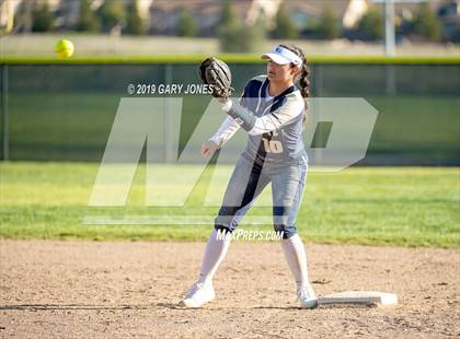 Thumbnail 3 in Elk Grove @ Whitney photogallery.