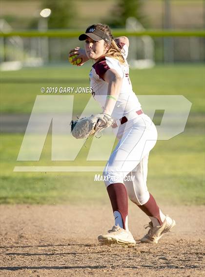 Thumbnail 1 in Elk Grove @ Whitney photogallery.