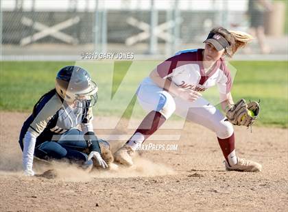 Thumbnail 3 in Elk Grove @ Whitney photogallery.