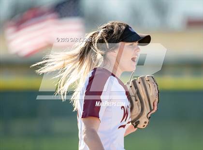 Thumbnail 1 in Elk Grove @ Whitney photogallery.