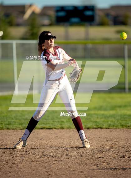 Thumbnail 2 in Elk Grove @ Whitney photogallery.