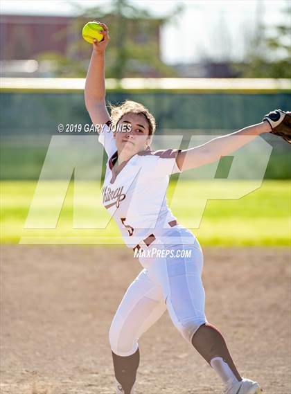 Thumbnail 1 in Elk Grove @ Whitney photogallery.