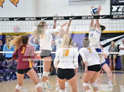 Thumbnail 1 in Torrey Pines vs. Santa Margarita (Durango Fall Classic) photogallery.