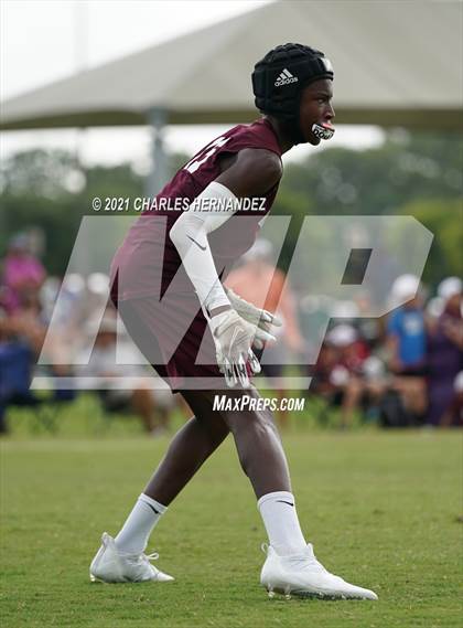 Thumbnail 1 in Carthage vs. Brownwood (Texas State 7-on-7 Tournament) photogallery.