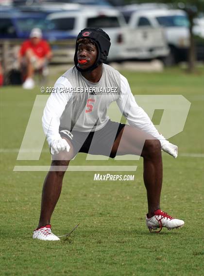 Thumbnail 1 in Carthage vs. Brownwood (Texas State 7-on-7 Tournament) photogallery.