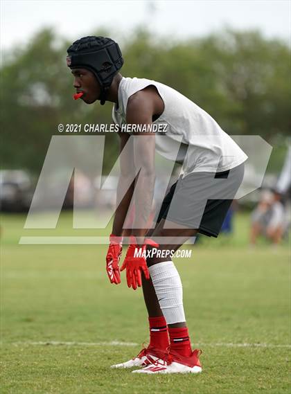 Thumbnail 1 in Carthage vs. Brownwood (Texas State 7-on-7 Tournament) photogallery.