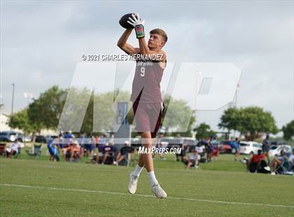 Thumbnail 3 in Carthage vs. Brownwood (Texas State 7-on-7 Tournament) photogallery.