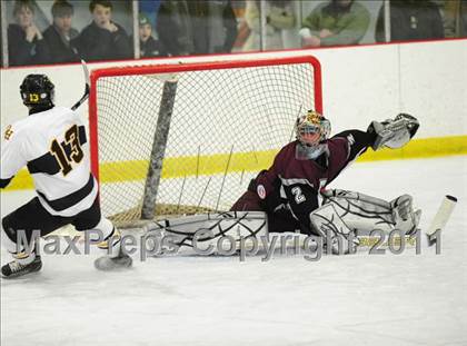 Thumbnail 3 in Farmington vs. Hand (CIAC Division 2 First Round) photogallery.