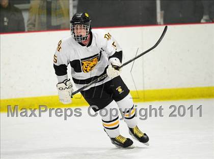 Thumbnail 2 in Farmington vs. Hand (CIAC Division 2 First Round) photogallery.